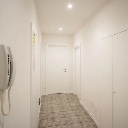 招待所 Casa Ferrovieri 3*