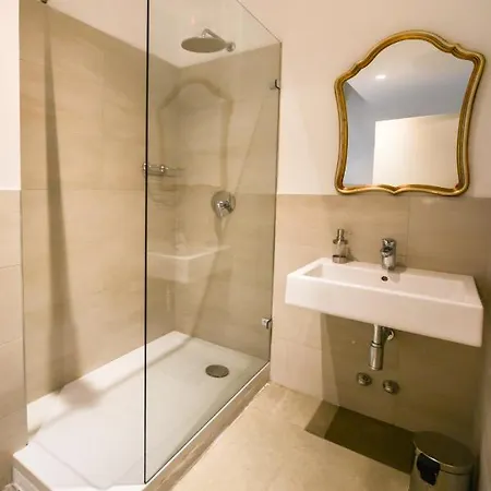 Pensión Casa Ferrovieri 3*